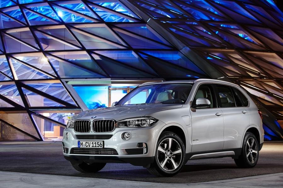  BMW X5 xDrive40e 2015 года  (фото 12 из 61)